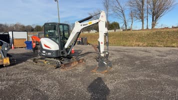 Main image Bobcat E35